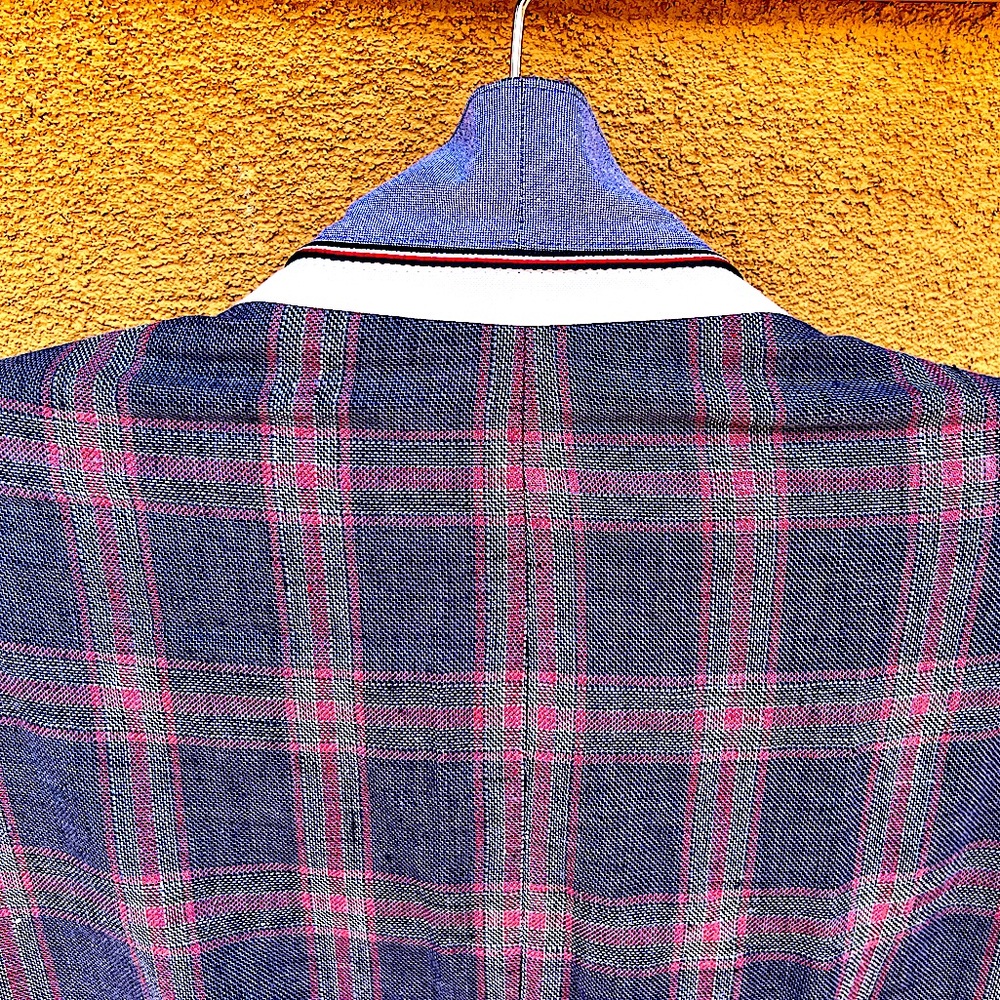 TOMMY HILFIGER - Fabulous 3-season jacket in gorgeous blue plaid linen- Amazing!